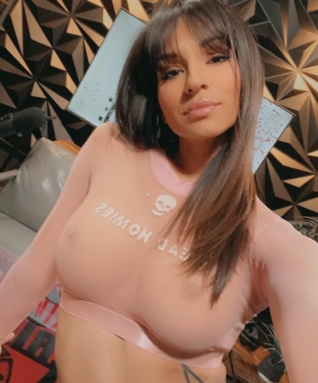 Naakte gelekte OnlyFans-foto van Lana Chairez