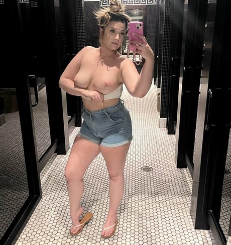 Dolly Mattel