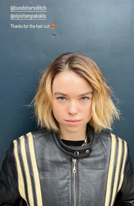 Naakte gelekte OnlyFans-foto van Milly Alcock