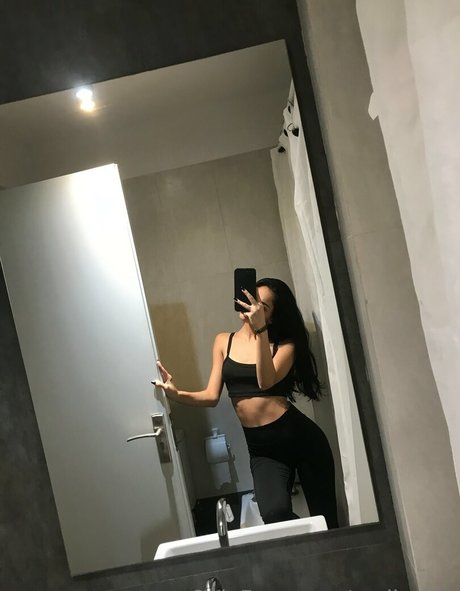 Melina Lox