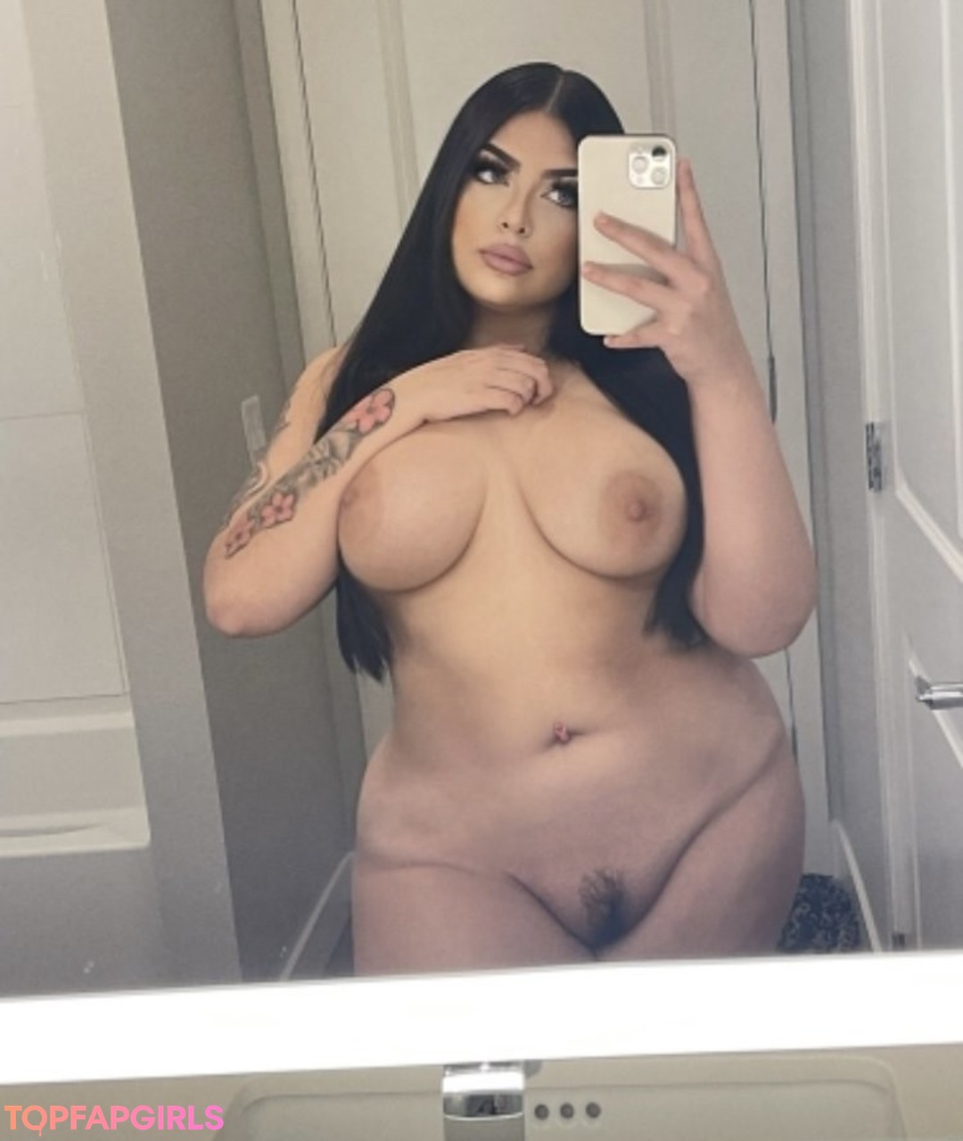 Naakte gelekte OnlyFans-foto van Katestrada #6 Naakte gelekte OnlyFans-foto van Katestrada #6