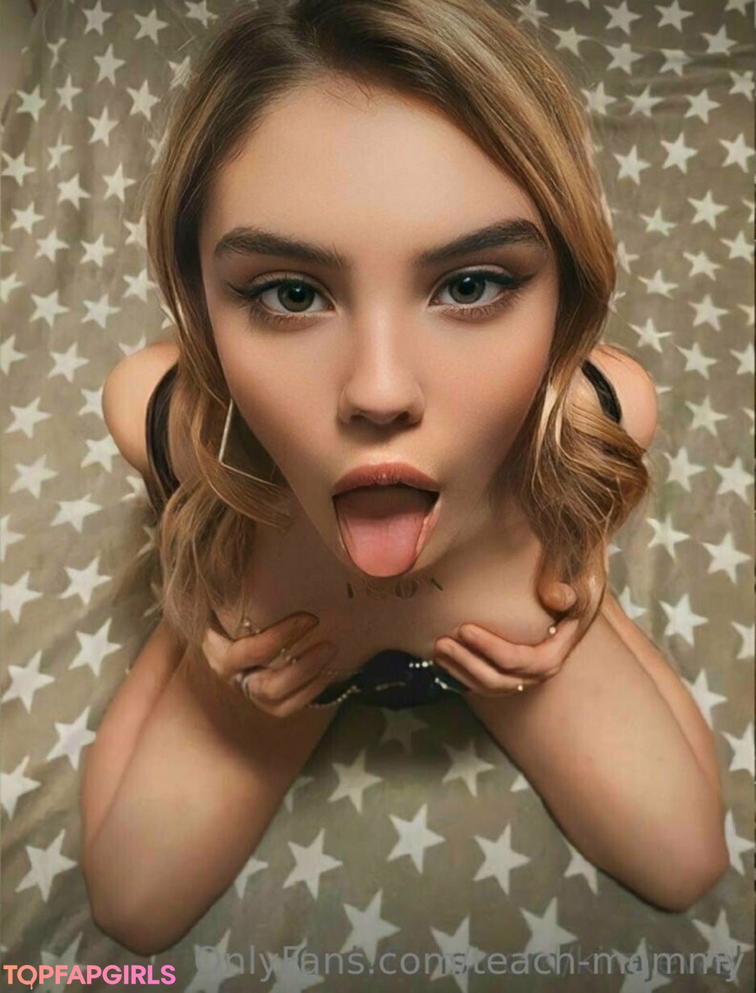 Naakte gelekte OnlyFans-foto van Teachmommy #721 Naakte gelekte OnlyFans-foto van Teachmommy #721