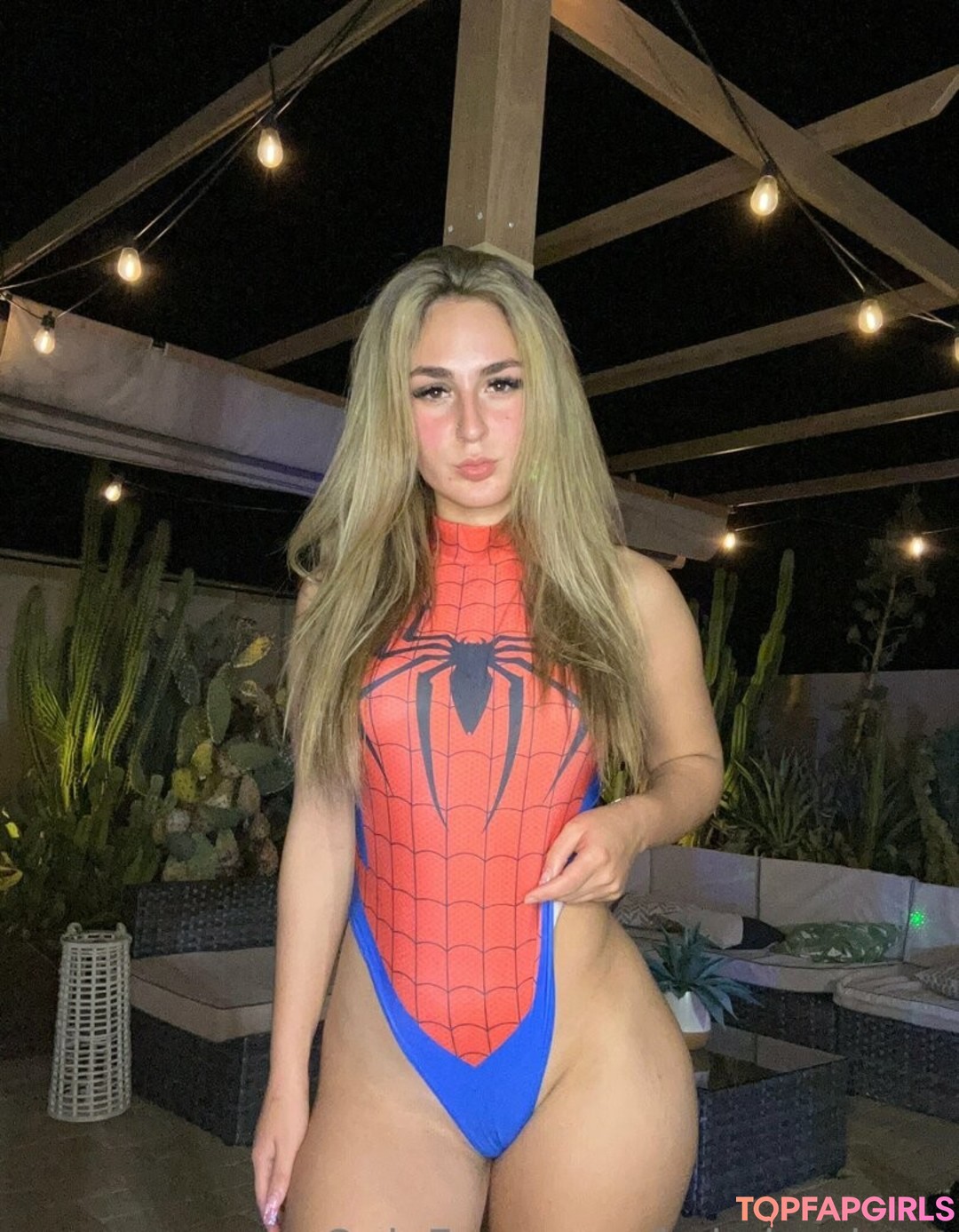 Naakte gelekte OnlyFans-foto van Kekebanksxx #1031