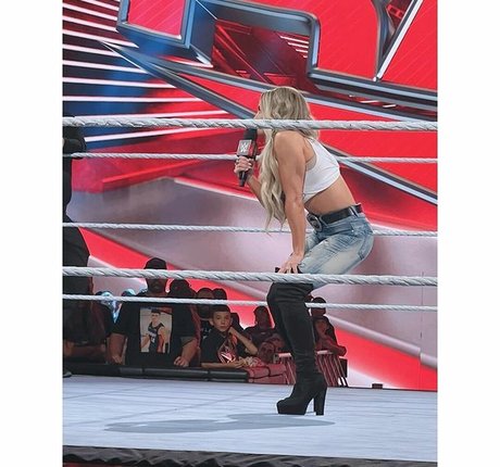 Trish Stratus