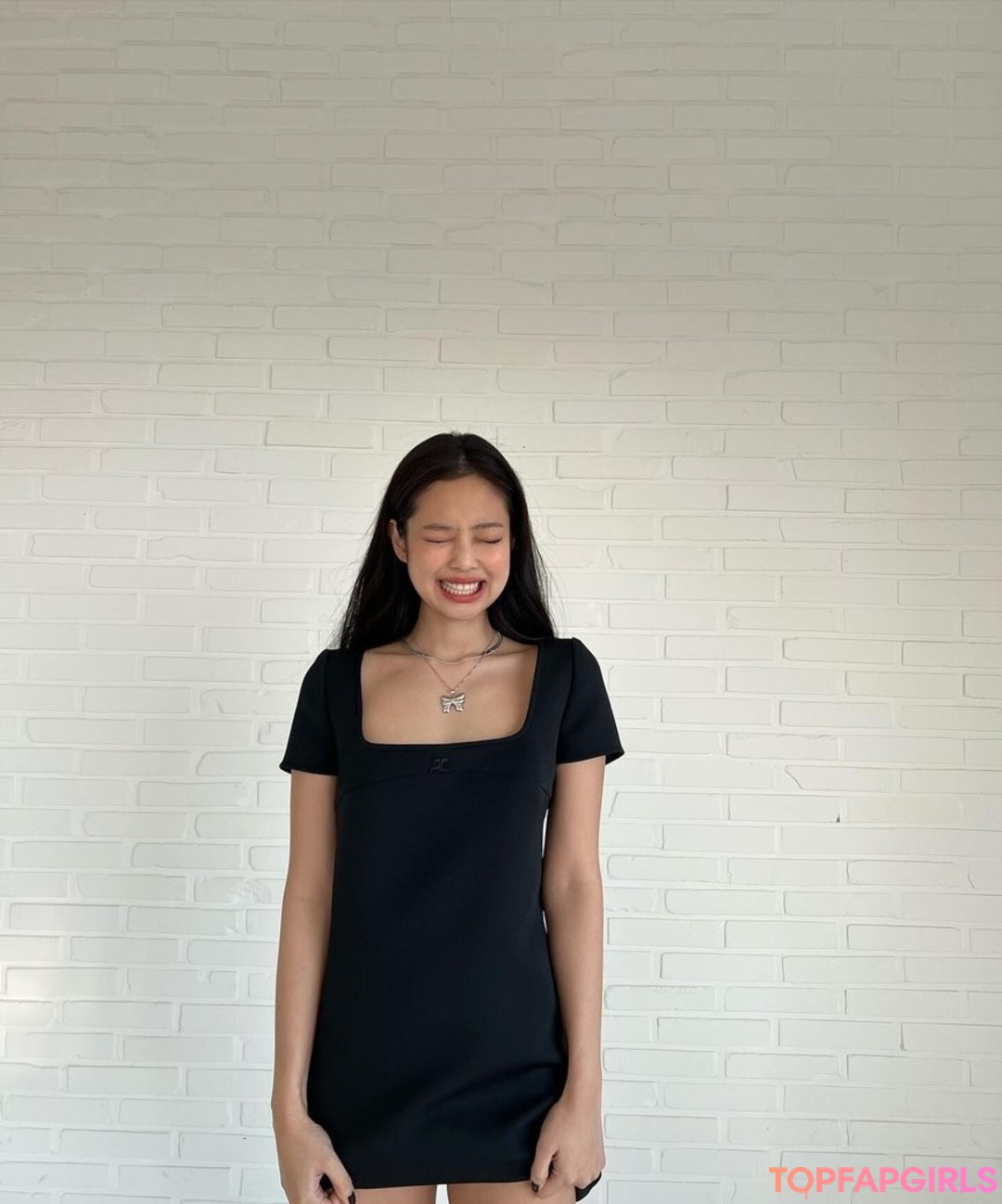 Naakte gelekte OnlyFans-foto van Jennie #6 Naakte gelekte OnlyFans-foto van Jennie #6