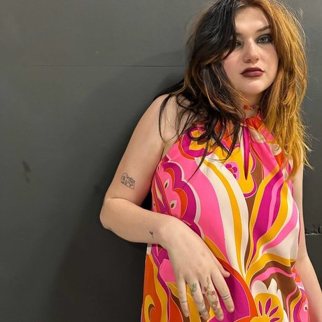 Naakte gelekte OnlyFans-foto van Gayle
