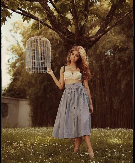 Zahia Dehar