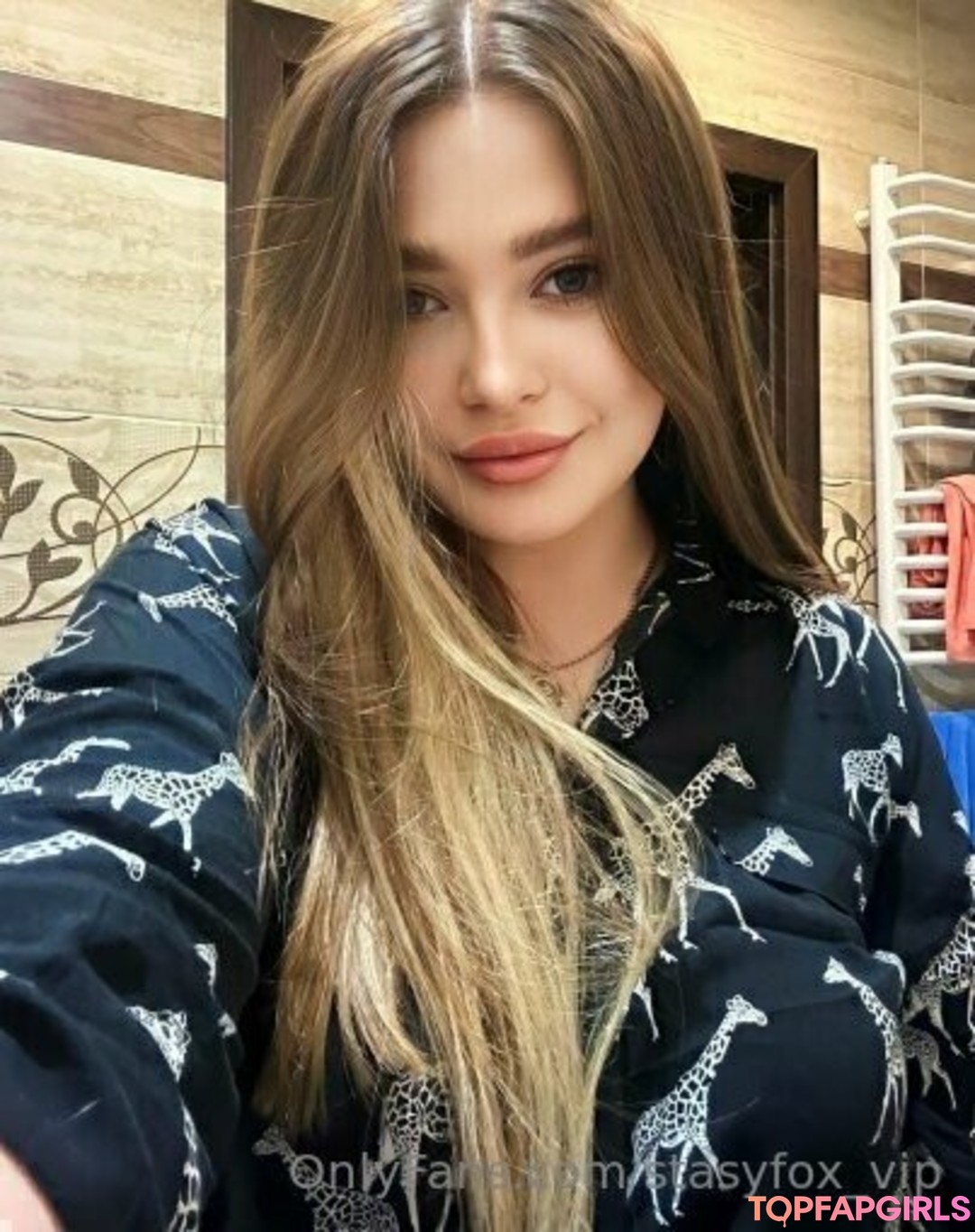 Naakte gelekte OnlyFans-foto van Stasyfoxvip #1220