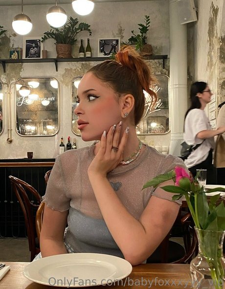 Naakte gelekte OnlyFans-foto van Stasyfoxvip