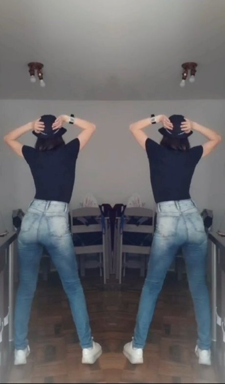 Julia K Barni