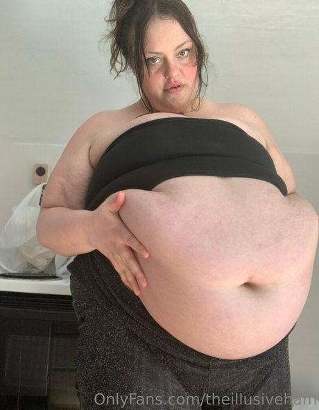 Naakte gelekte OnlyFans-foto van Theillusiveham