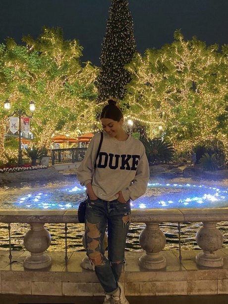 Kira Kosarin