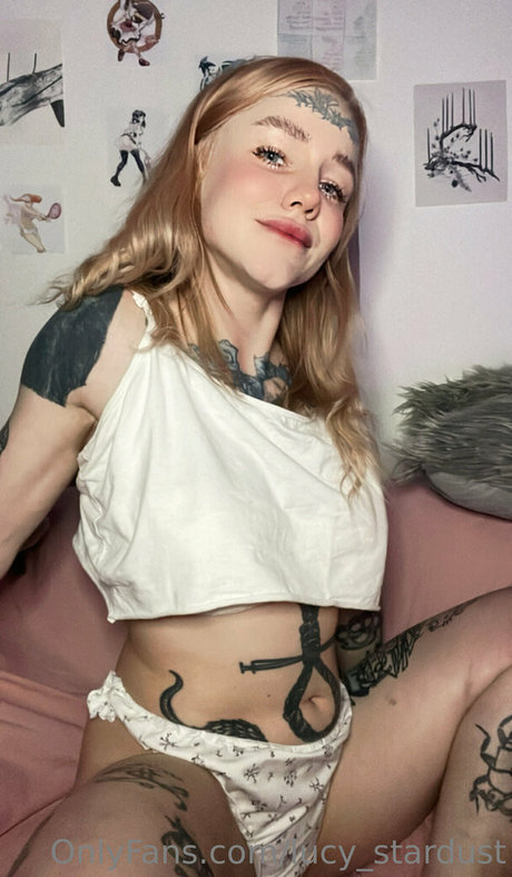 Lucy_stardust