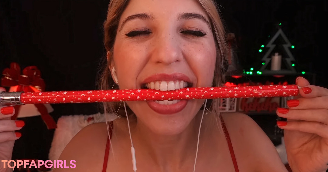 Naakte gelekte OnlyFans-foto van Frivolousfox Asmr #35 Naakte gelekte OnlyFans-foto van Frivolousfox Asmr #35