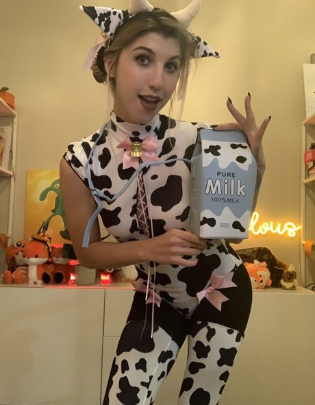 Frivolousfox Asmr