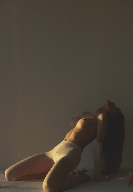 Naakte gelekte OnlyFans-foto van Yana Wex