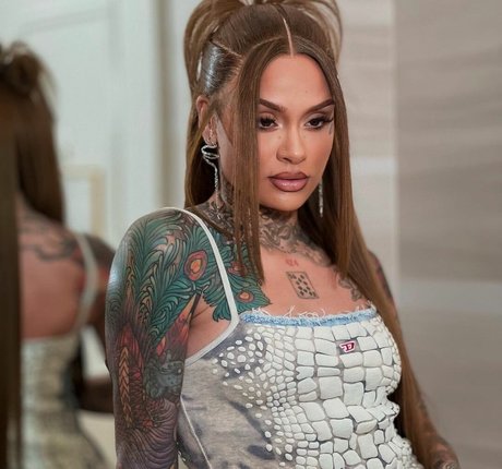 Naakte gelekte OnlyFans-foto van Kehlani