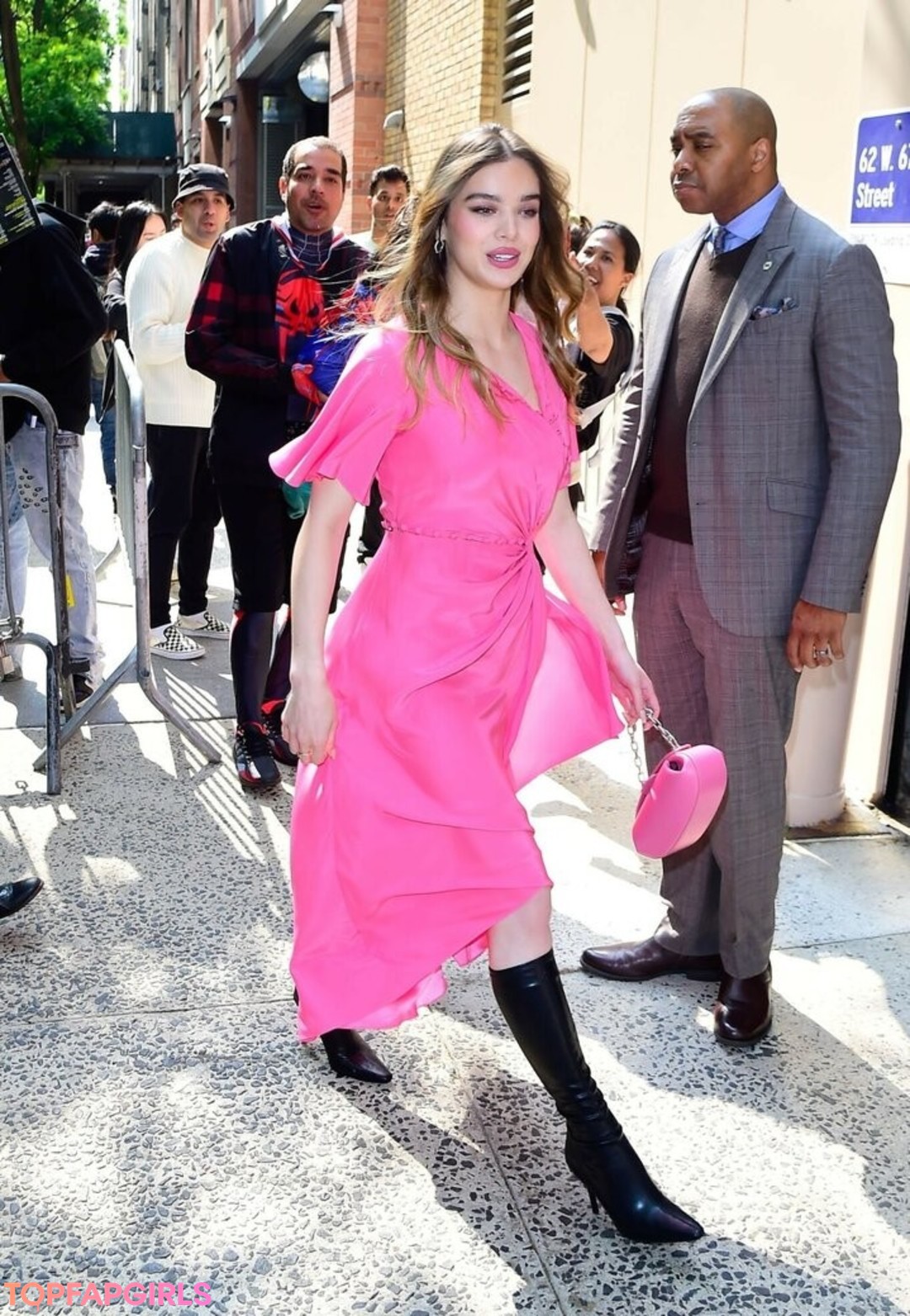 Naakte gelekte OnlyFans-foto van Hailee Steinfeld #1066