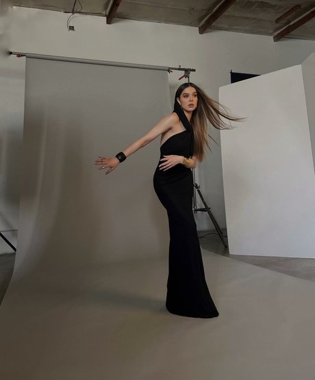 Hailee Steinfeld