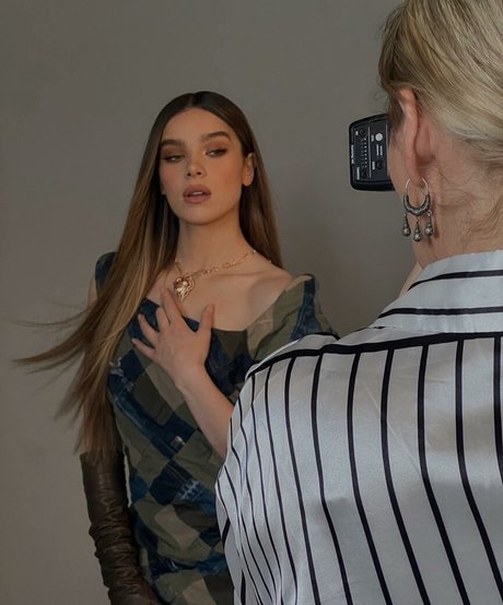 Hailee Steinfeld