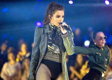 Hailee Steinfeld