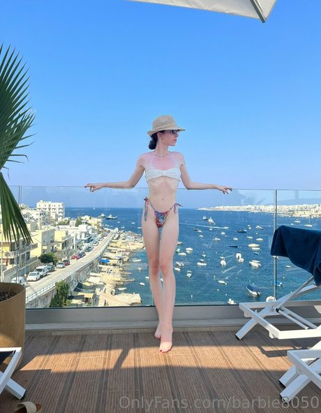 Naakte gelekte OnlyFans-foto van Barbie8050