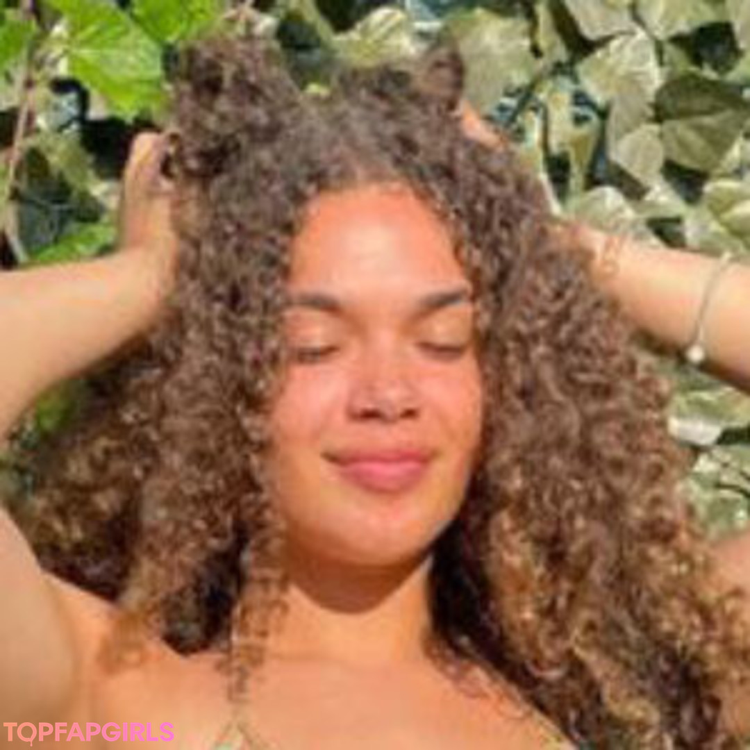 Naakte gelekte OnlyFans-foto van Herbalife Girls #73 Naakte gelekte OnlyFans-foto van Herbalife Girls #73