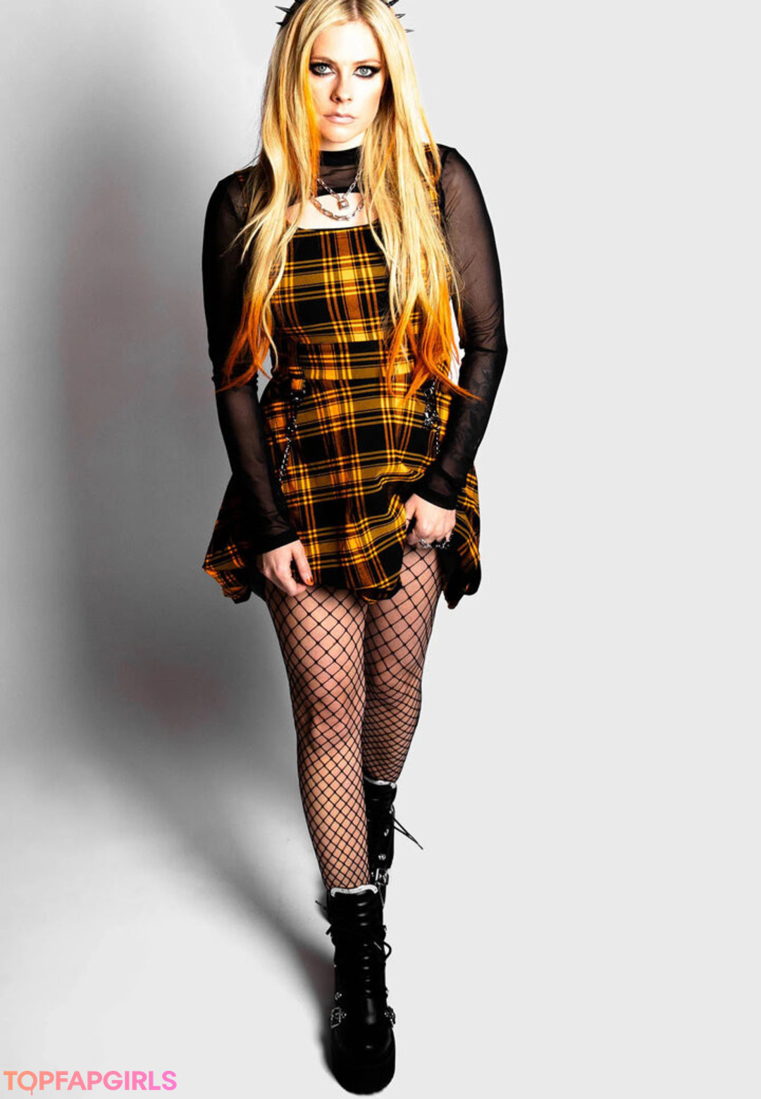 Naakte gelekte OnlyFans-foto van Avril Lavigne #365 Naakte gelekte OnlyFans-foto van Avril Lavigne #365