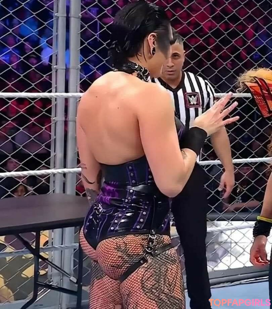 Naakte gelekte OnlyFans-foto van Rhea Ripley #154 Naakte gelekte OnlyFans-foto van Rhea Ripley #154