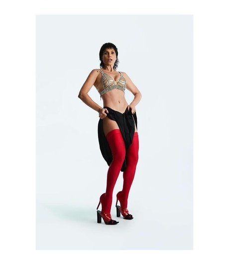 Naakte gelekte OnlyFans-foto van Flavia Alessandra