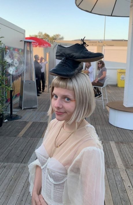 Naakte gelekte OnlyFans-foto van Aurora Aksnes