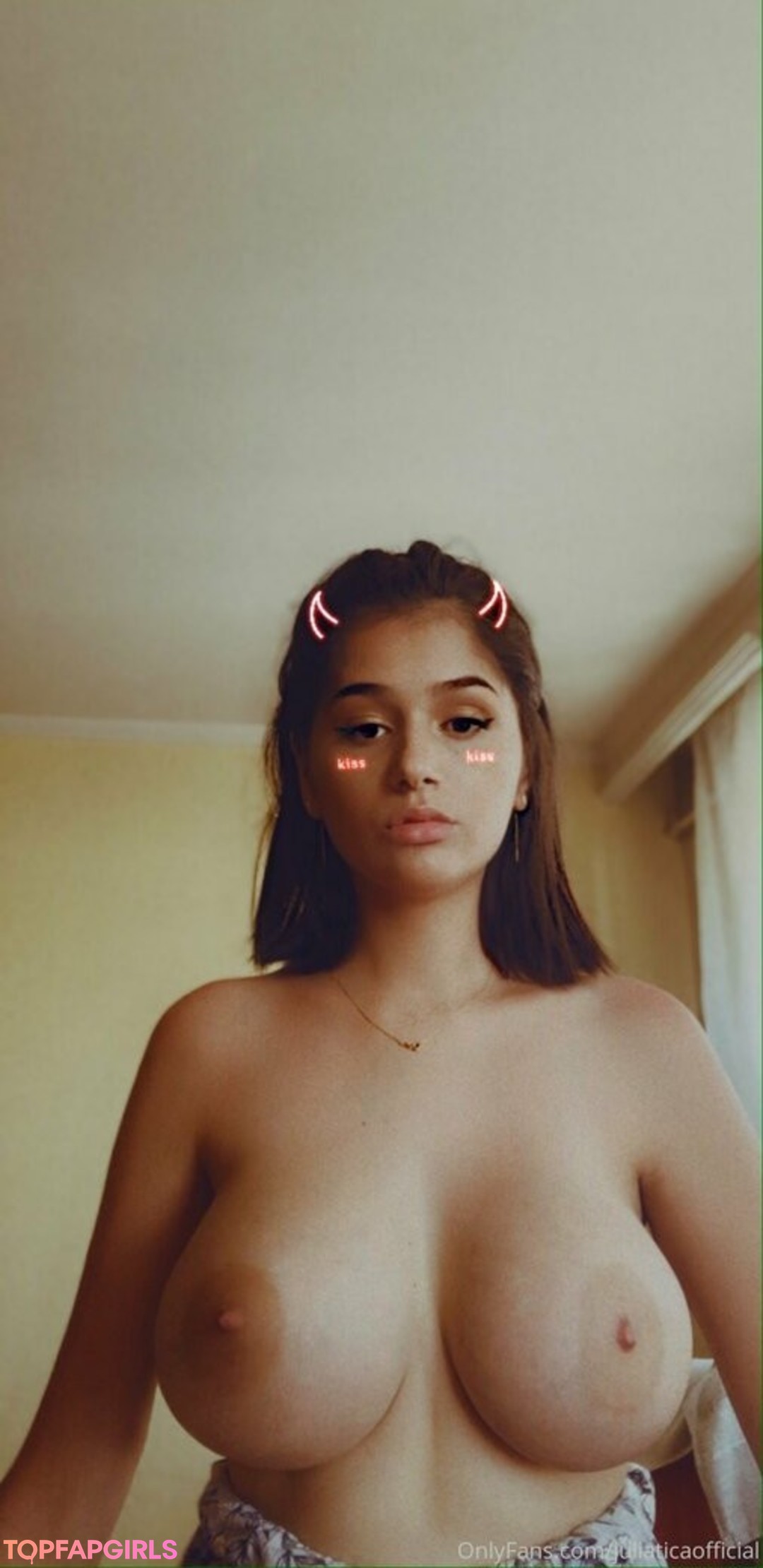 Naakte gelekte OnlyFans-foto van Juliaticaofficial #352 Naakte gelekte OnlyFans-foto van Juliaticaofficial #352