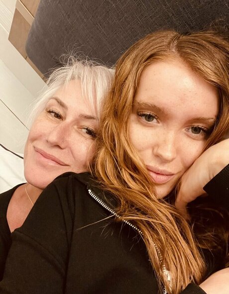 Mother Daughter