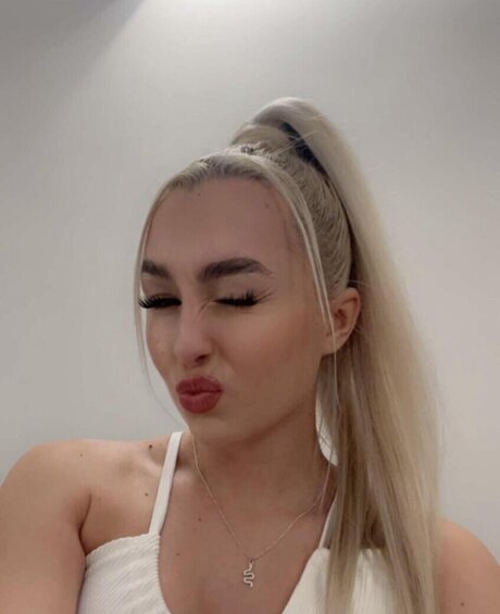 Maryyhx