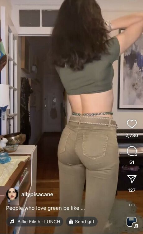 Naakte gelekte OnlyFans-foto van Allyannamaria