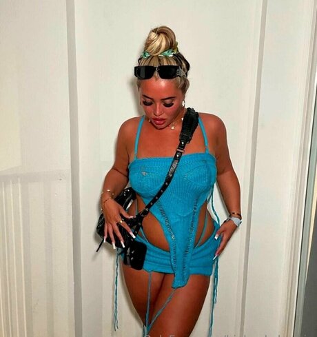 Bigboobzbarbie