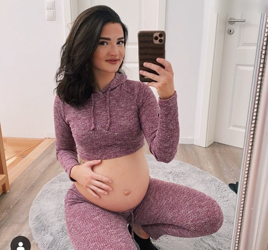 Naakte gelekte OnlyFans-foto van Julia Schulze #153 Naakte gelekte OnlyFans-foto van Julia Schulze #153