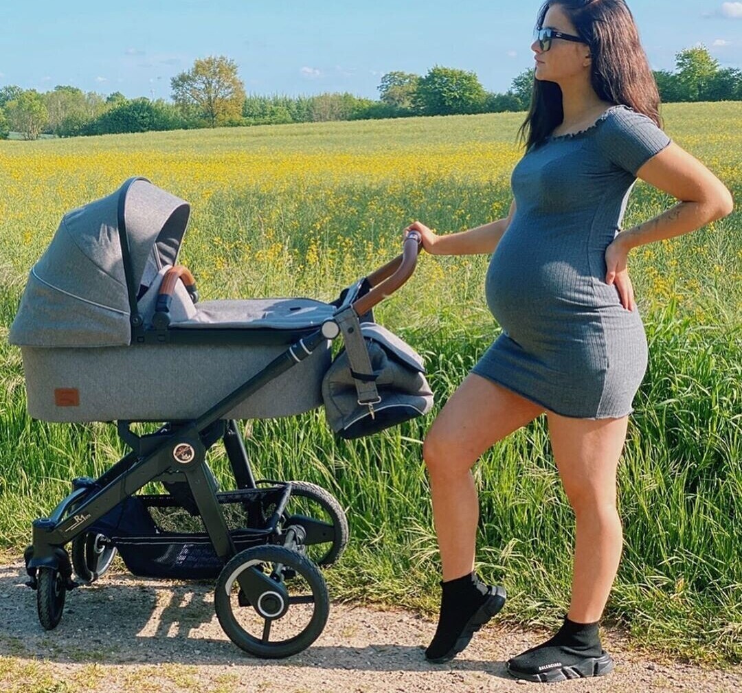 Naakte gelekte OnlyFans-foto van Julia Schulze #31 Naakte gelekte OnlyFans-foto van Julia Schulze #31