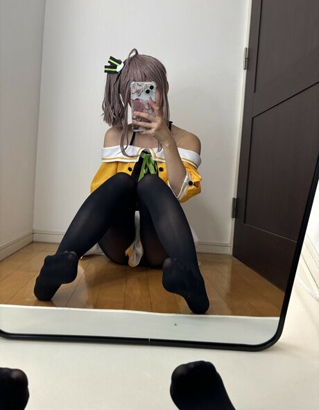 Naakte gelekte OnlyFans-foto van Kogane Akino