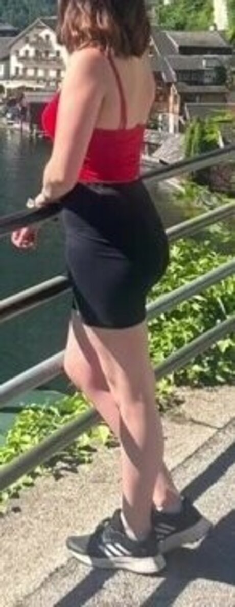 Naakte gelekte OnlyFans-foto van Livefortwo