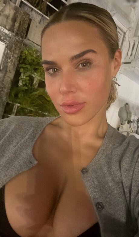 CJ Perry aka Lana