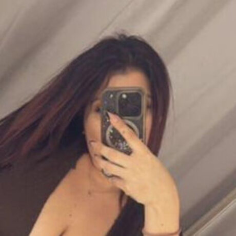 Naakte gelekte OnlyFans-foto van Bonnydoll143