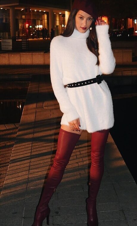 Rebecca Mir