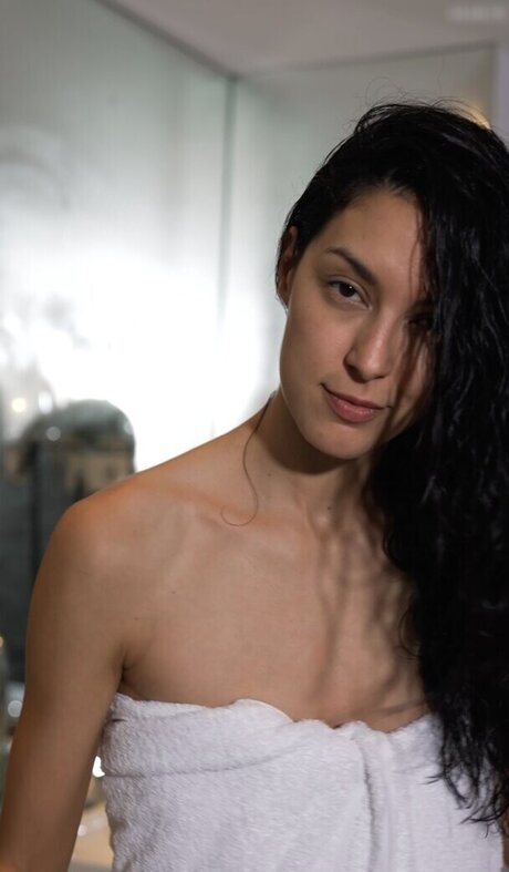 Rebecca Mir