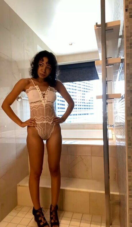 Naakte gelekte OnlyFans-foto van Toastycakez