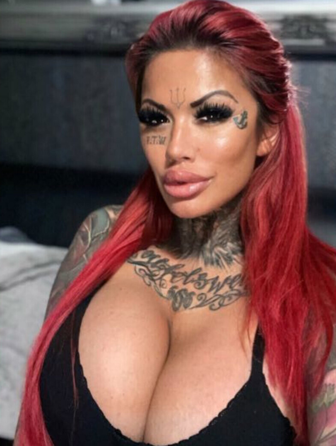 Naakte gelekte OnlyFans-foto van Catherine Teufelsweib #72 Naakte gelekte OnlyFans-foto van Catherine Teufelsweib #72