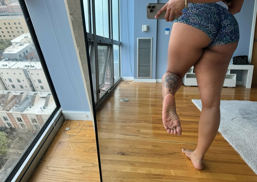 Naakte gelekte OnlyFans-foto van Goddessdiorx2 #12 Naakte gelekte OnlyFans-foto van Goddessdiorx2 #12