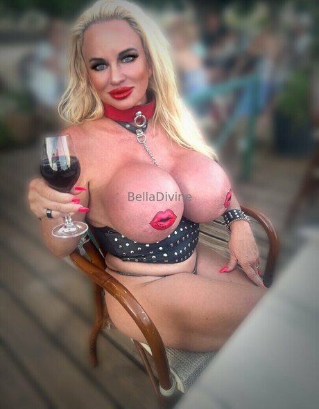 Bella Divine