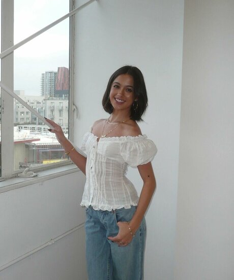 Lauren Avelina