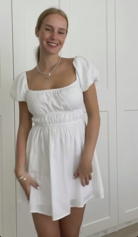 Nadine Von Relaxasmr